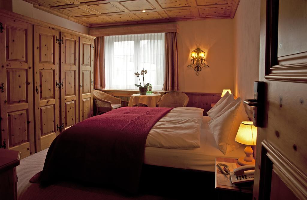 Sleep Only Hotel Pontresina Exterior photo